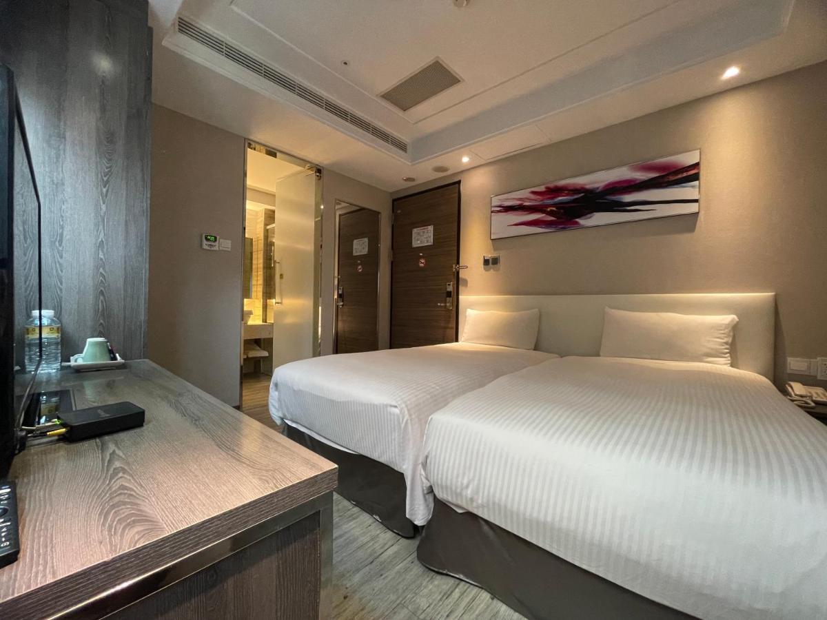 Royal Fine Hotel Kaohsiung Esterno foto