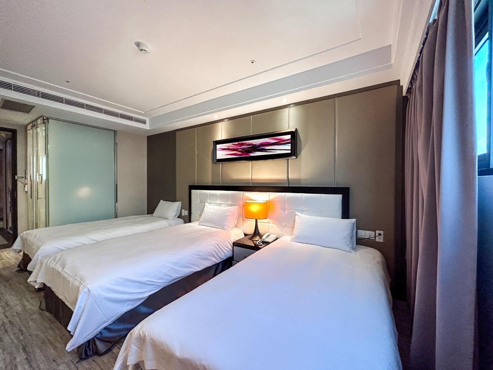 Royal Fine Hotel Kaohsiung Esterno foto