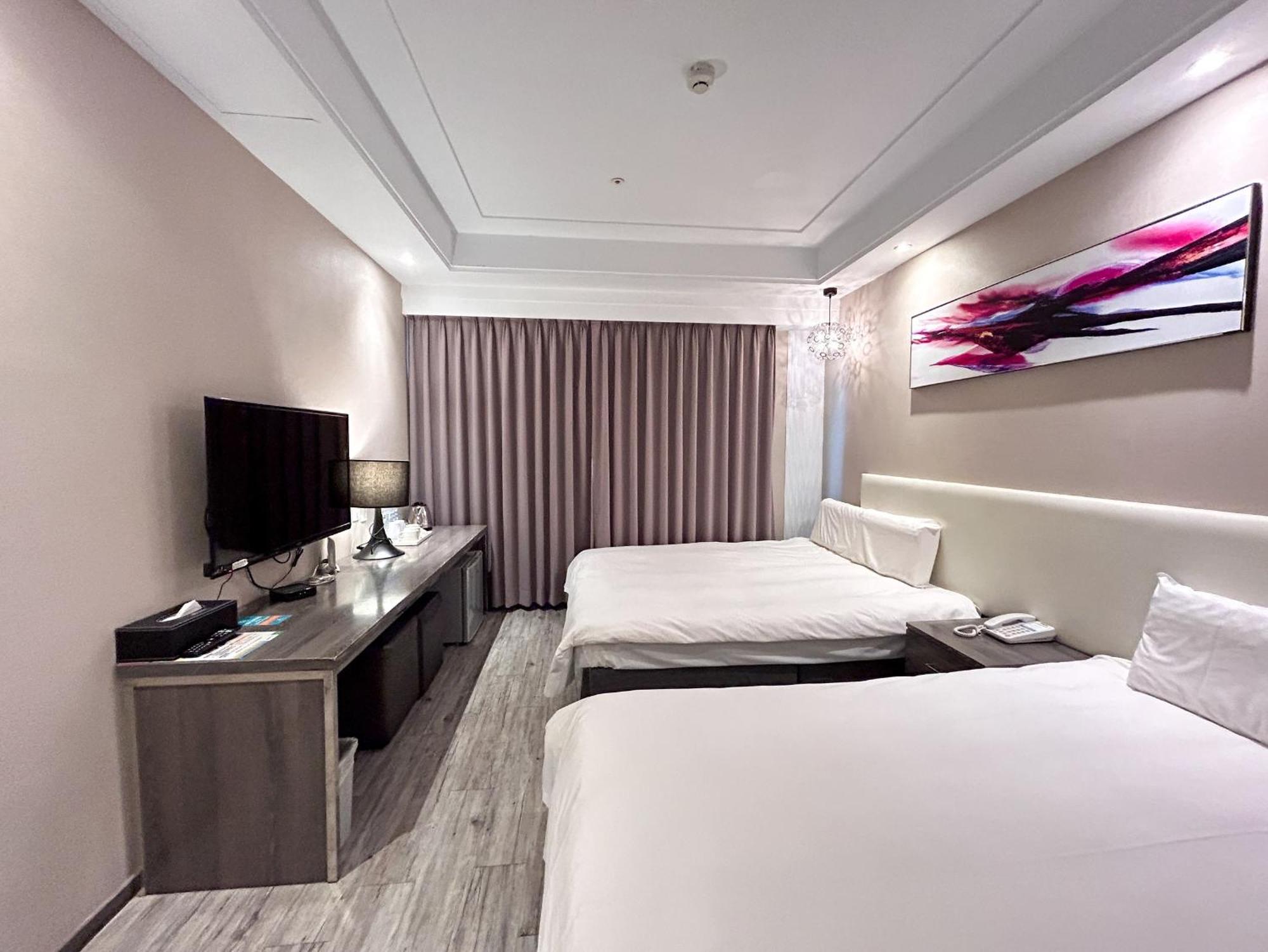 Royal Fine Hotel Kaohsiung Esterno foto