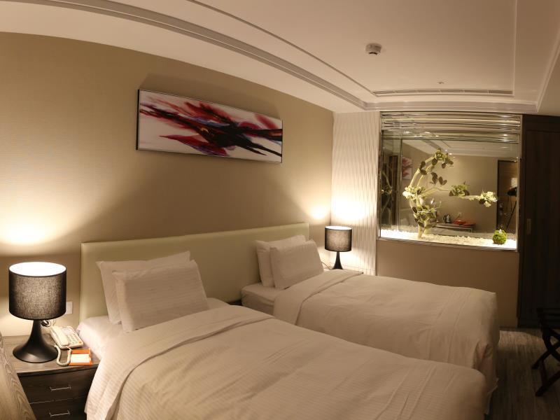 Royal Fine Hotel Kaohsiung Esterno foto