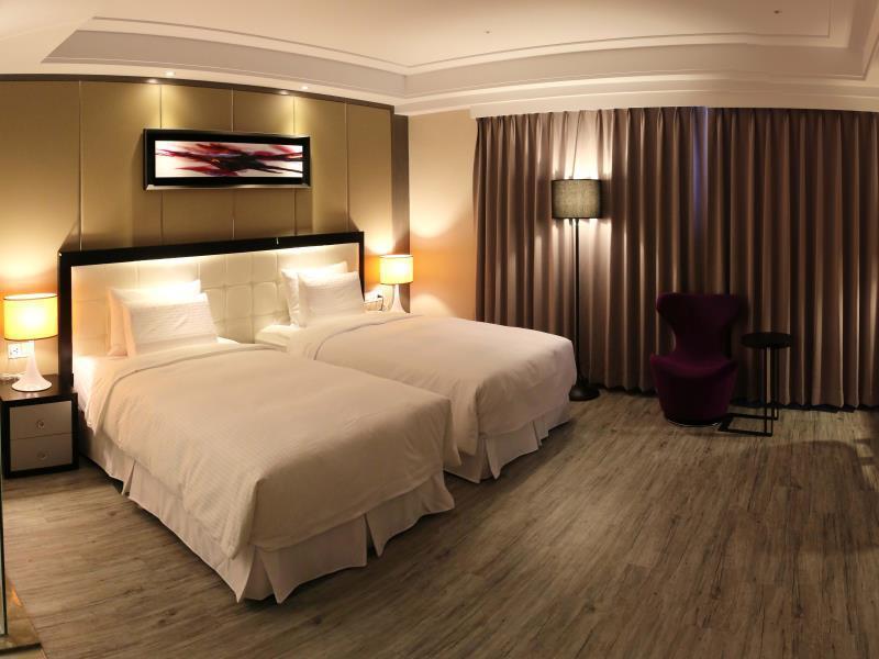 Royal Fine Hotel Kaohsiung Esterno foto