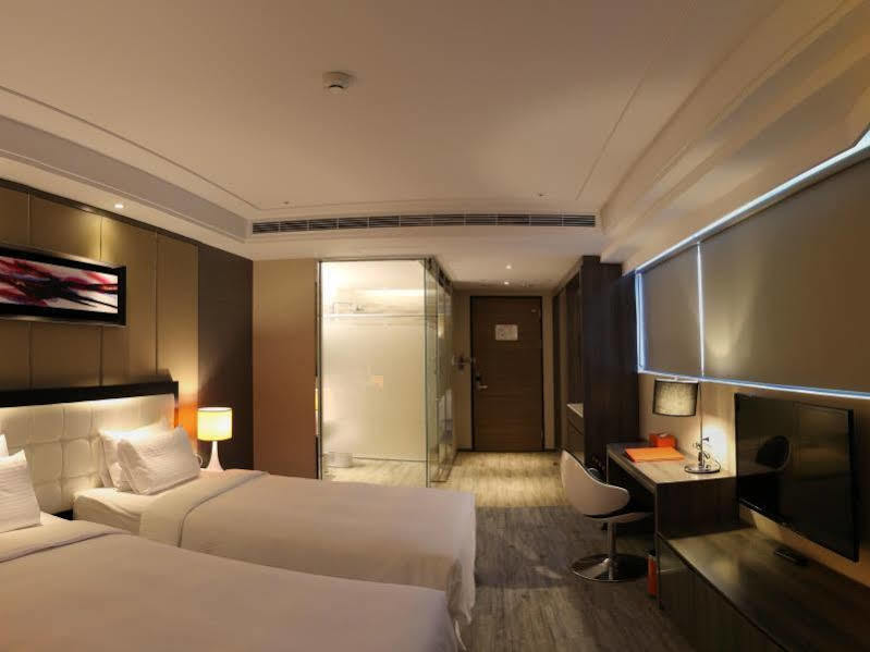 Royal Fine Hotel Kaohsiung Esterno foto